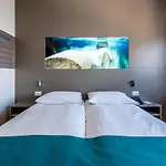 فندق Aquatis 4*