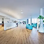 فندق Aquatis لوزان