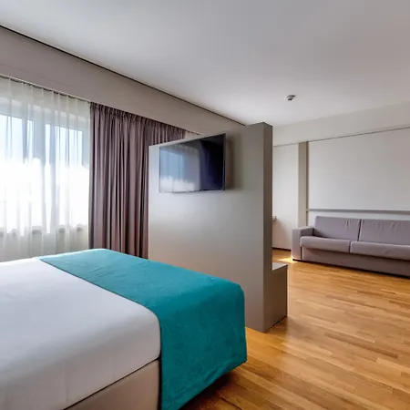Hotel Aquatis Лозана