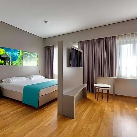 Hotel Aquatis 4*