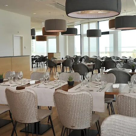 Aquatis Hotel 4*