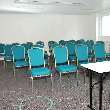 Aquatis Hotel 4*
