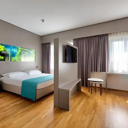 Aquatis Hotel 4*