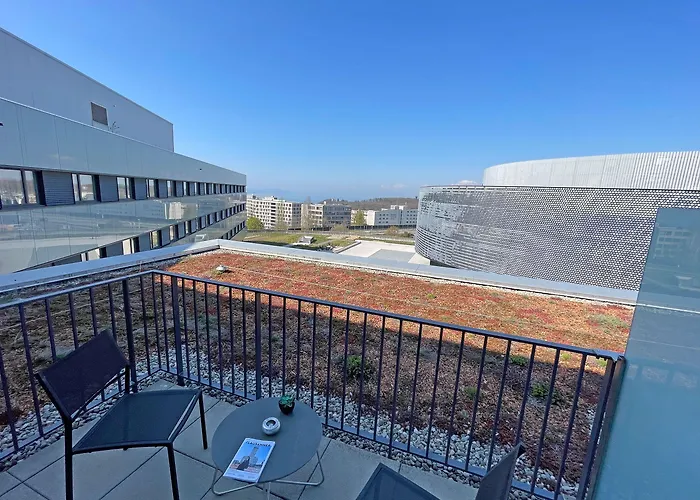 Aquatis فندق لوزان