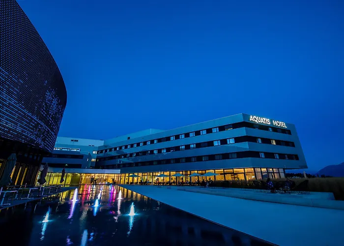 Aquatis 酒店
